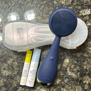 PMD Clean Pro with free Drunk Elephant Samples